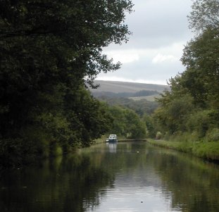 anotherlandscapefromtheboat.jpg